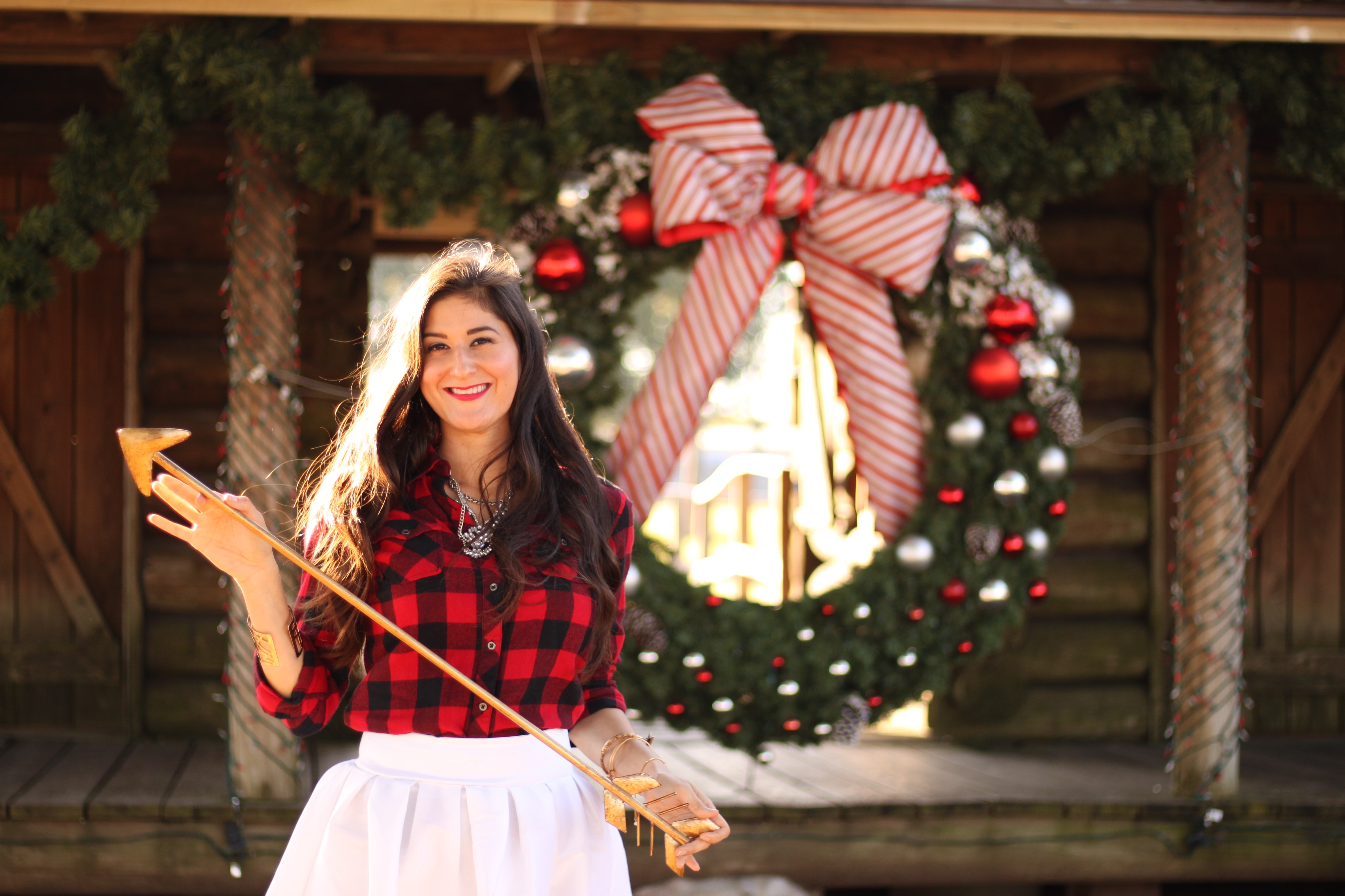 Houston blogger jennimetz wearing buffalo plaid