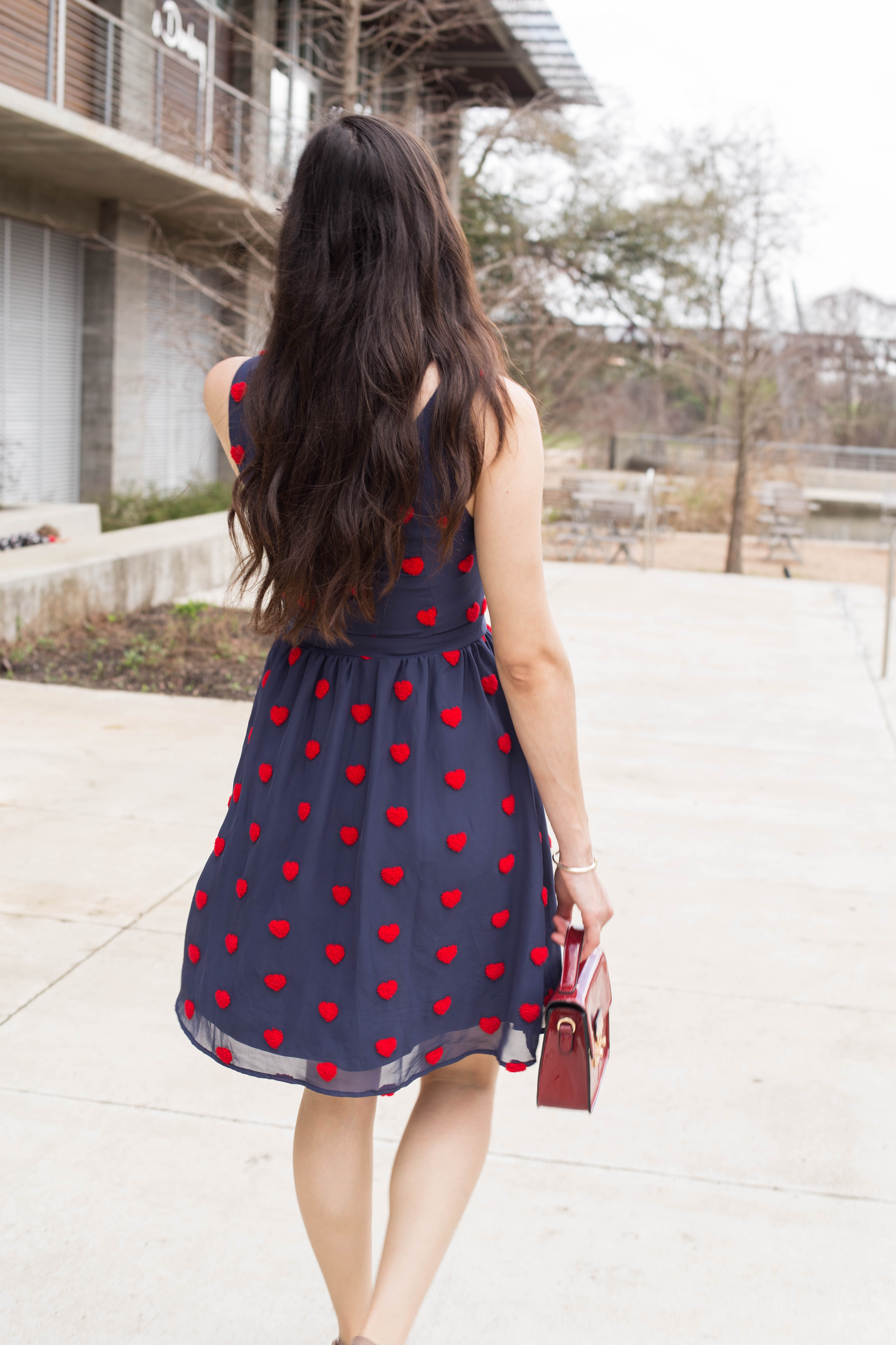 Cute A line Skirt perfect for #datenight : The Fashionable Maven