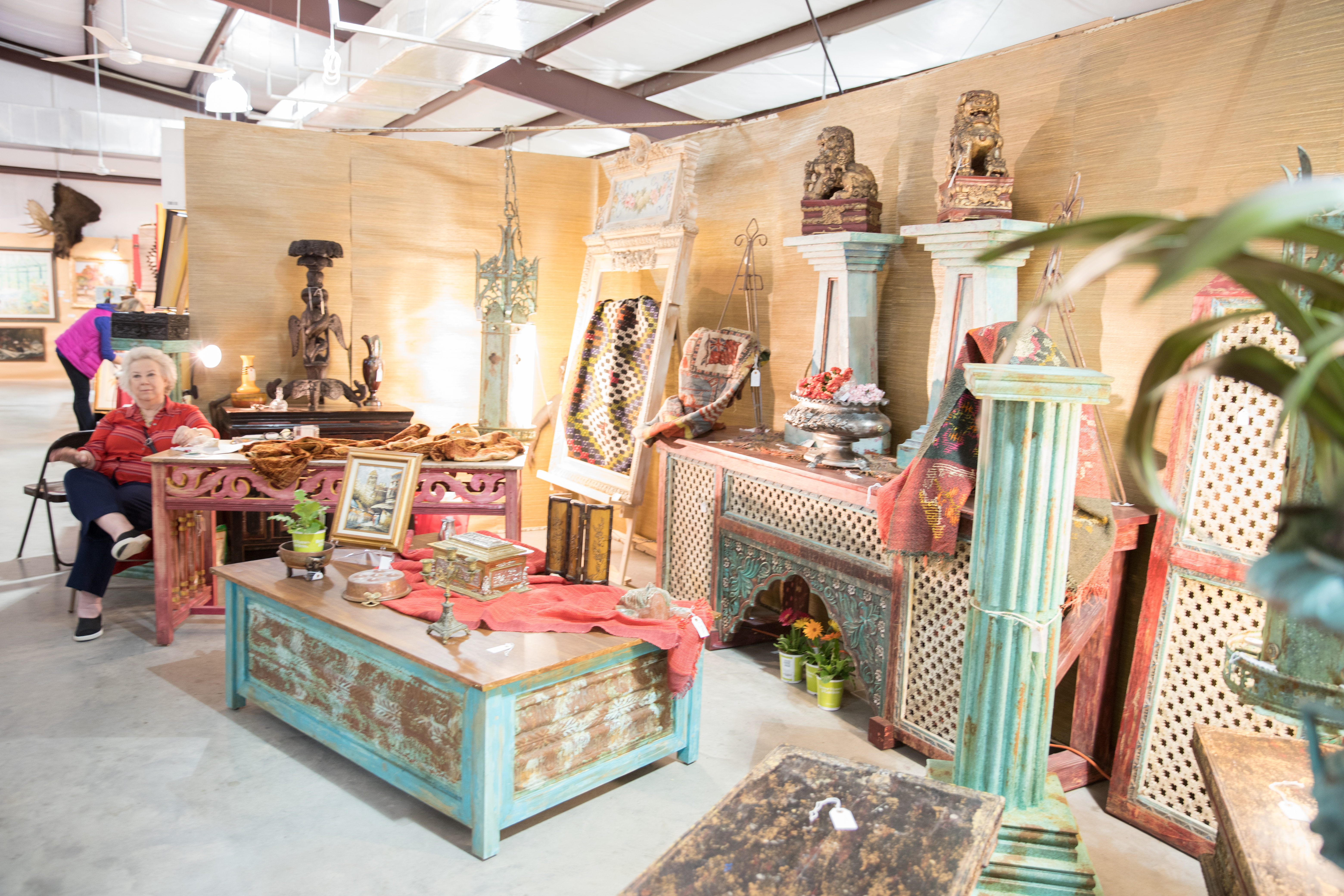 7 Round Top Texas Antiquing tips: The Fashionable Maven