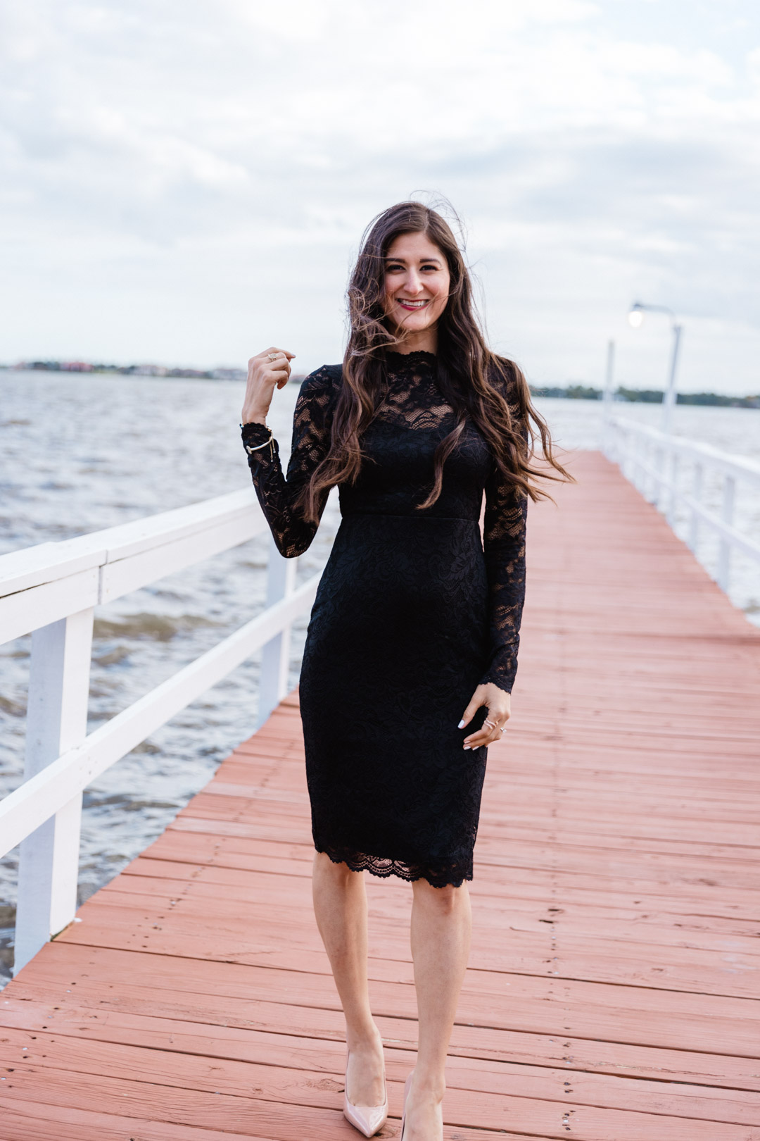 Perfect black lace dress for a night out. |The Fashionable Maven #fallfashion #style #womensfashion