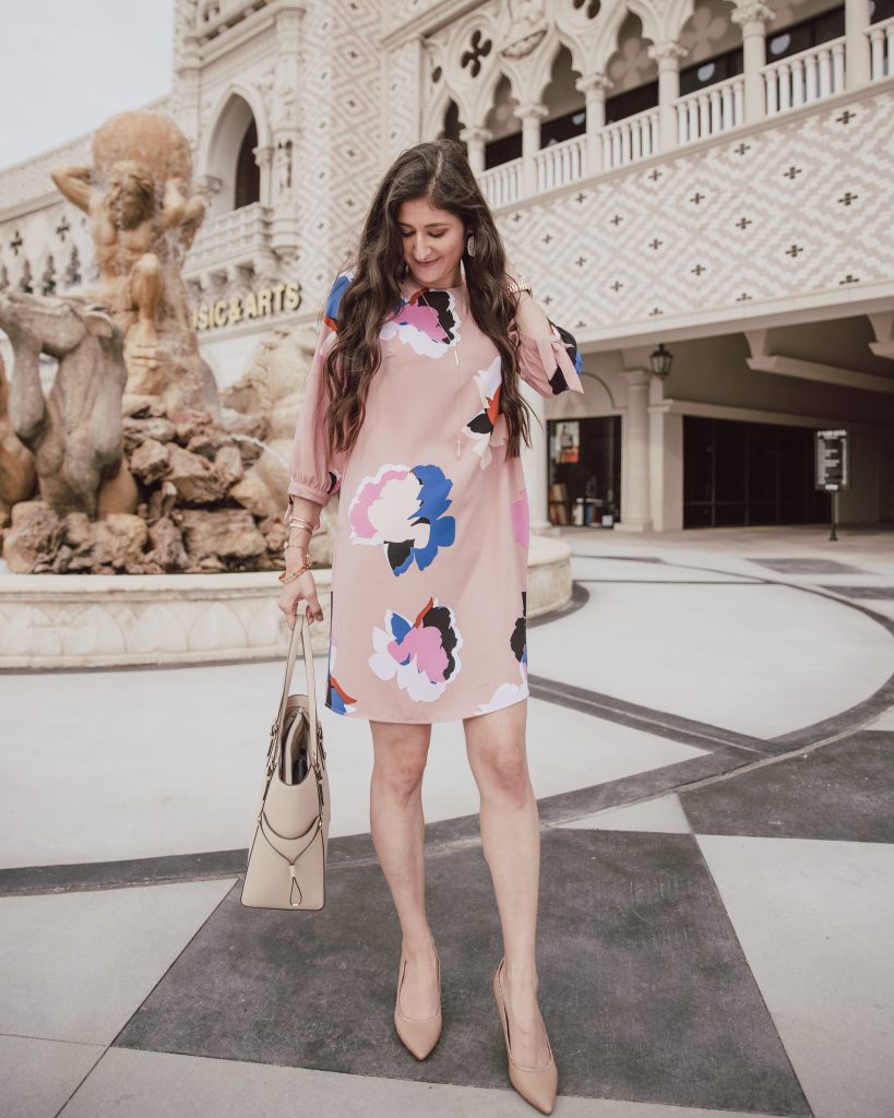 Cute blush floral midi dress great for Easter outfit or Spring outfits. Click to see how this fashion blogger styled it another way. #Easterstyle #Floralmididresses #targetoutfit