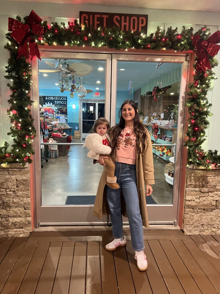 Splashway Christmas: Places to see lights Houston